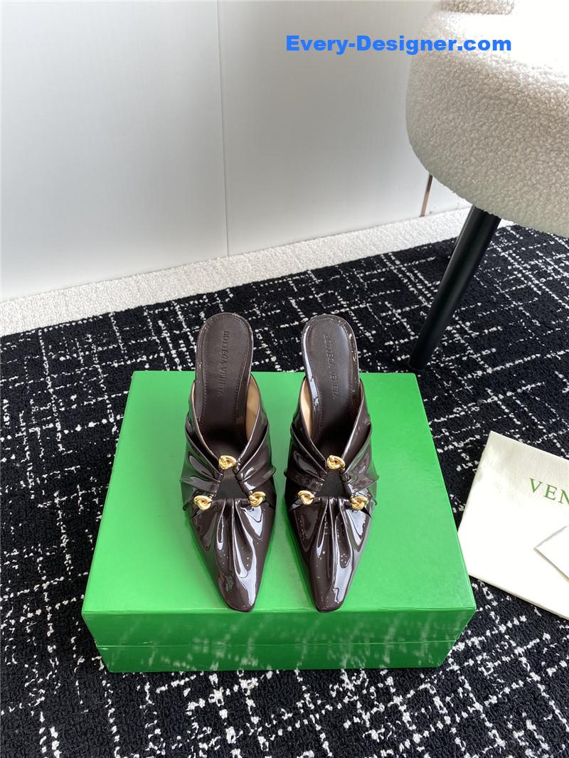 b0tt*ga Ven*ta pre-fall new bunnie mules