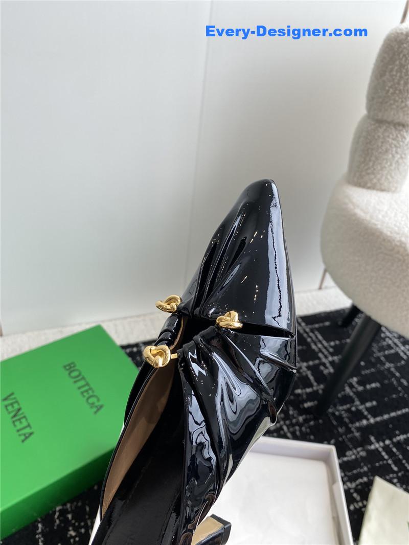 b0tt*ga Ven*ta pre-fall new bunnie mules