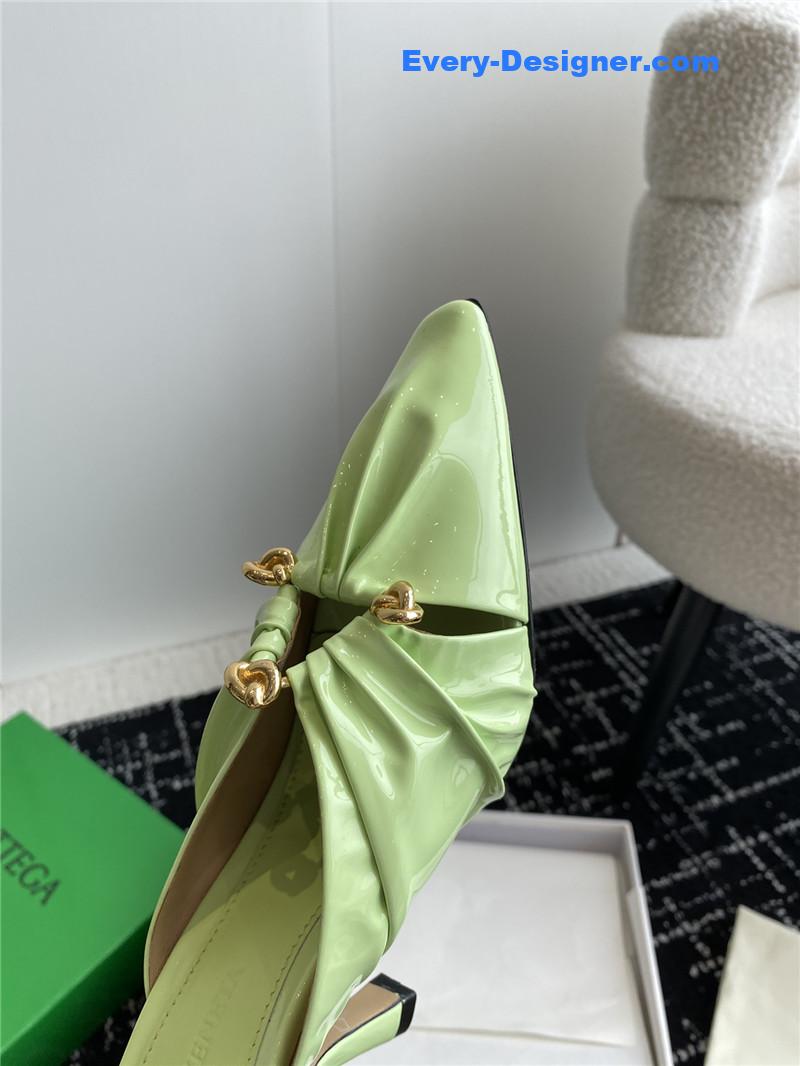 b0tt*ga Ven*ta pre-fall new bunnie mules