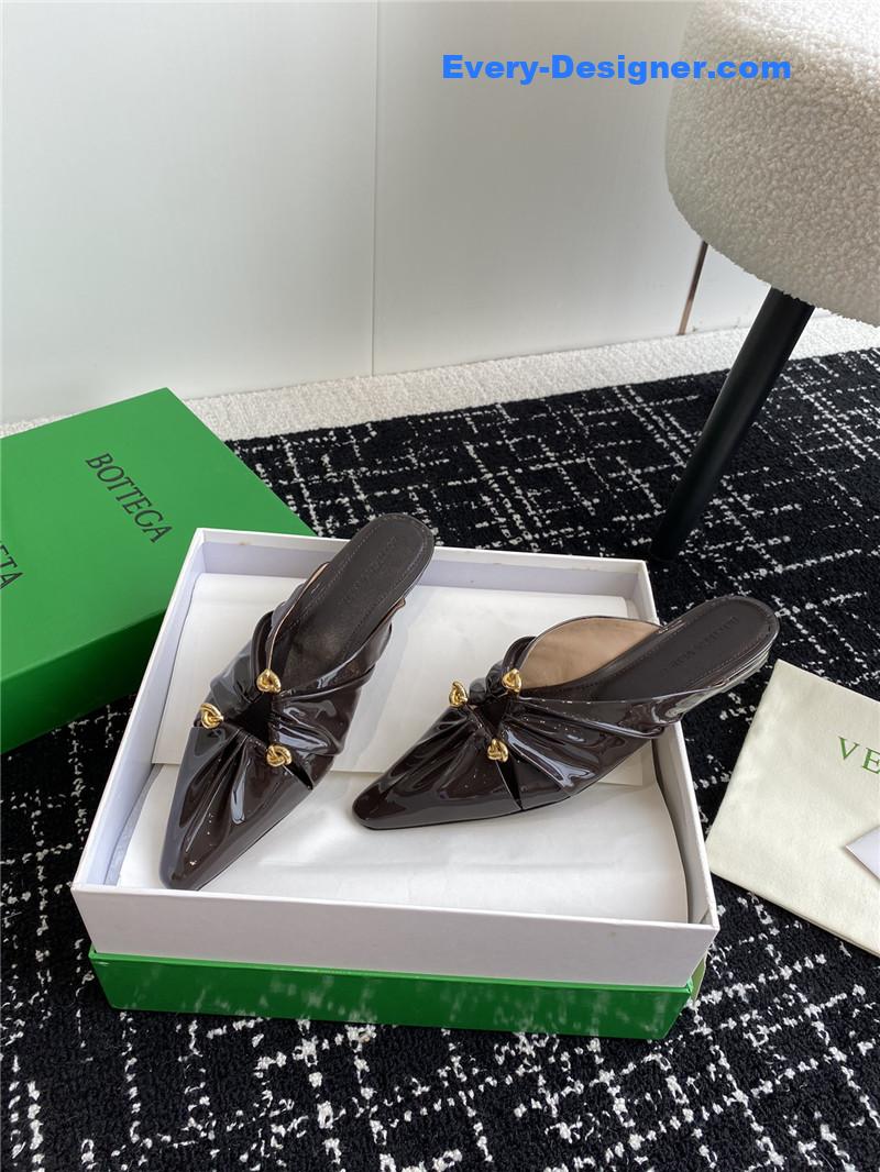 b0tt*ga Ven*ta pre-fall new bunnie mules