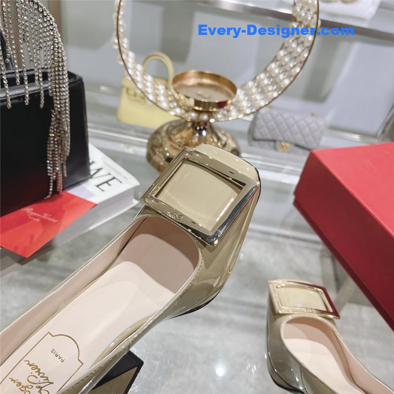 Roger vivier classic buckle pumps