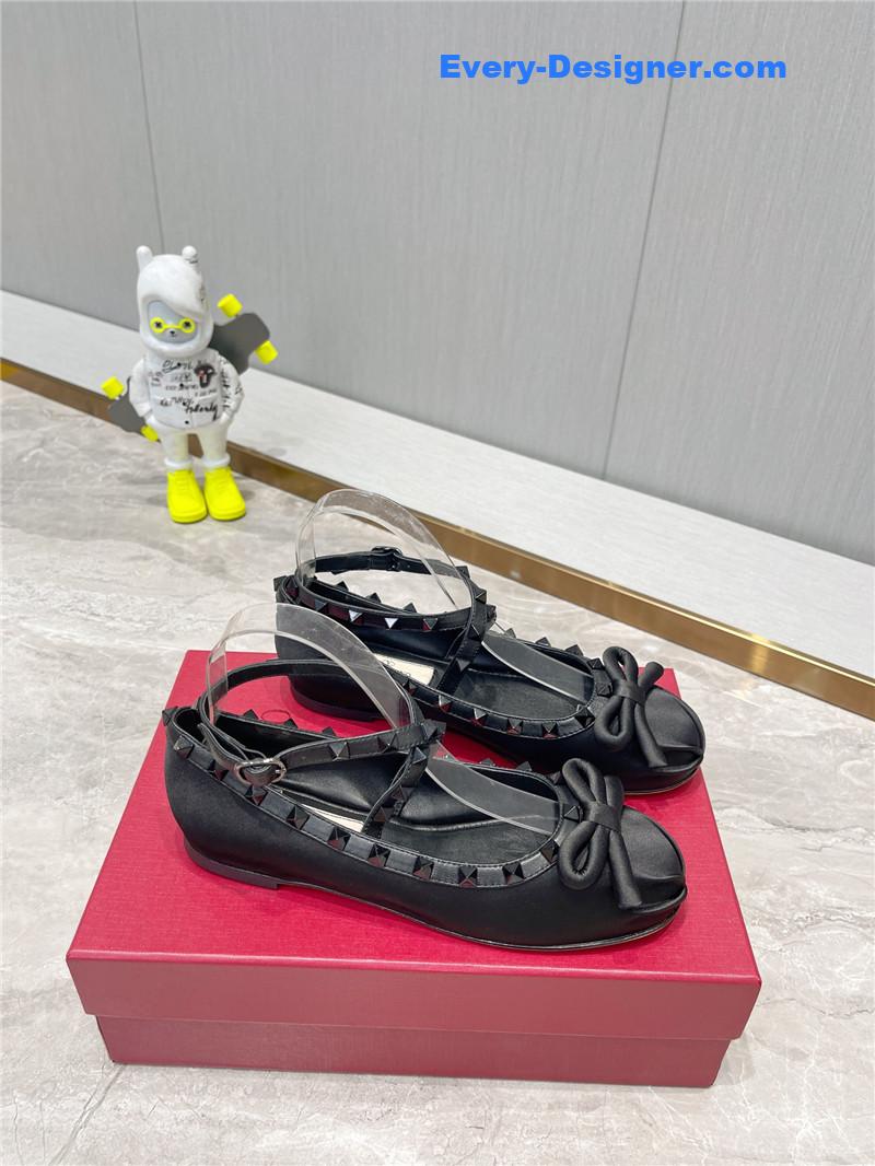 Va1e*ntin0 rockstud studded satin ballet flats