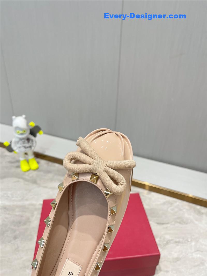 Va1e*ntin0 rockstud studded satin ballet flats