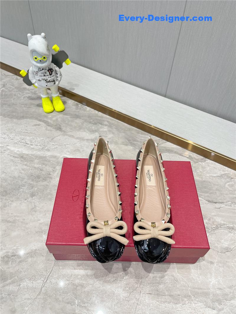 Va1e*ntin0 rockstud studded satin ballet flats