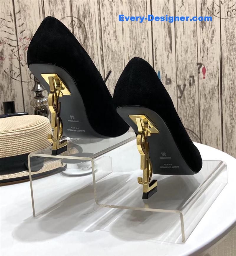 Y51 classic Y51 logo heel pumps