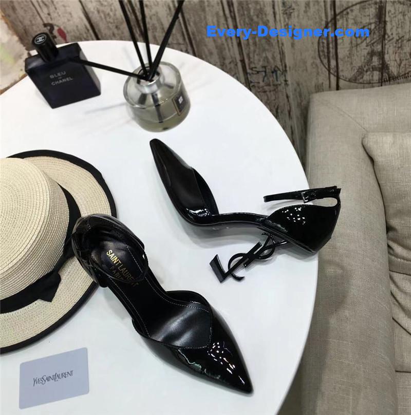 Y51 classic Y51 logo heel pumps