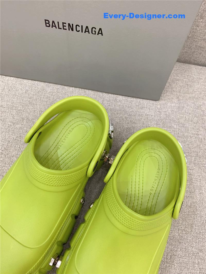 Ba1en*iaga platform heeled clogs