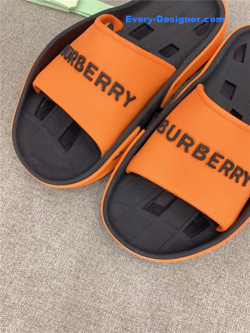 Bv*b*rry new hollow slippers