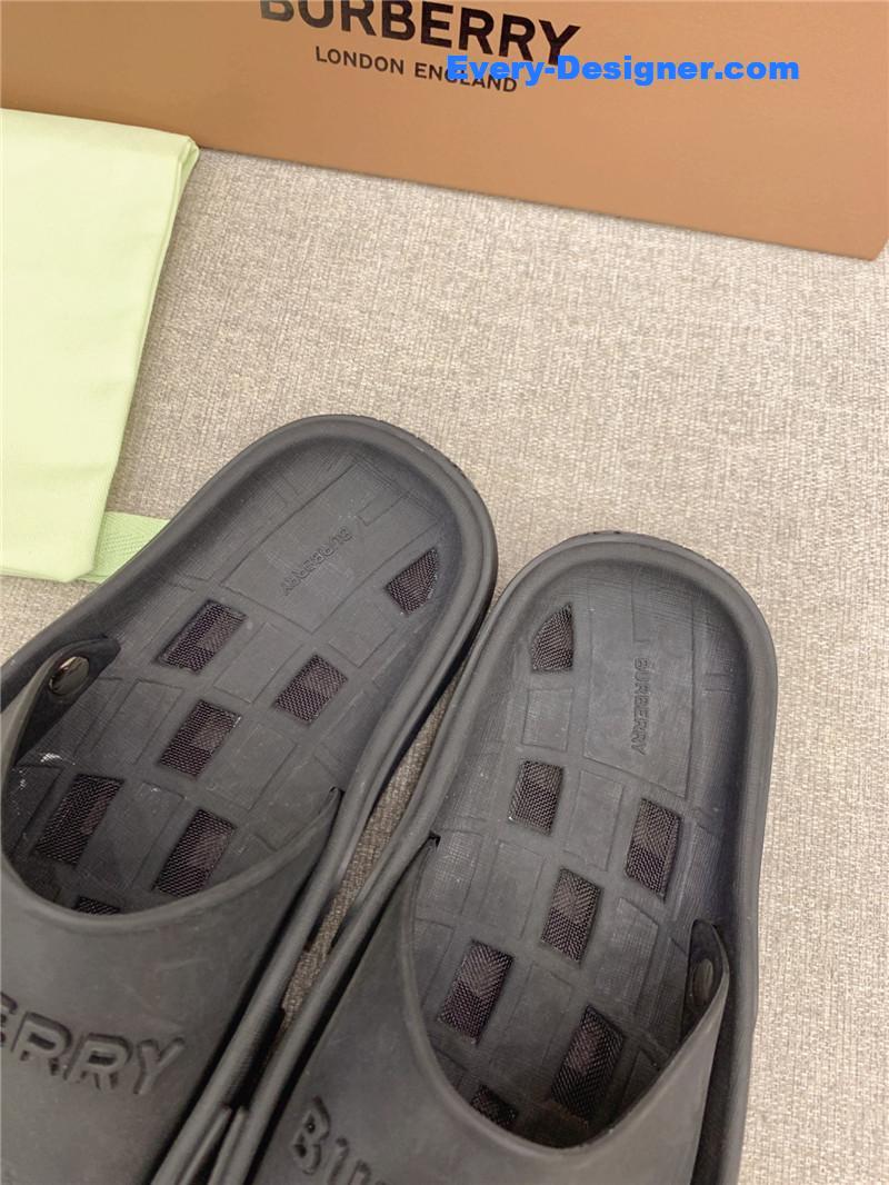 Bv*b*rry new hollow slippers