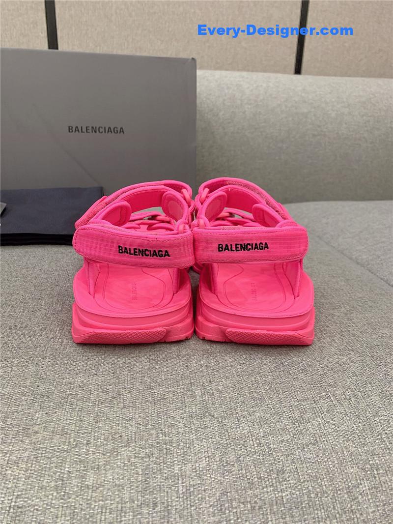 Ba1en*iaga new velcro sandals