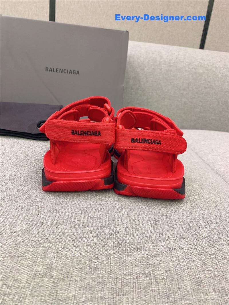 Ba1en*iaga new velcro sandals