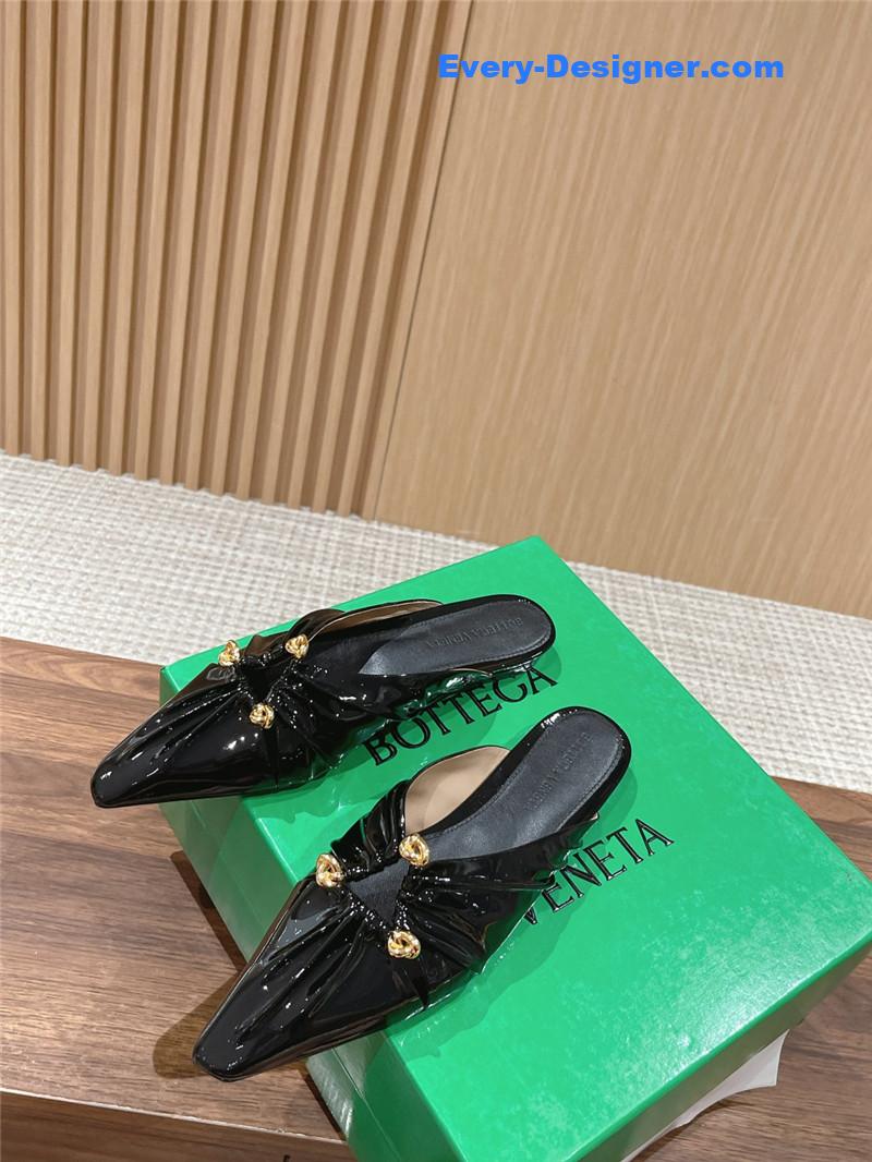 b0tt*ga Ven*ta brown leather mules