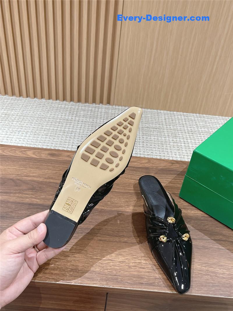 b0tt*ga Ven*ta brown leather mules