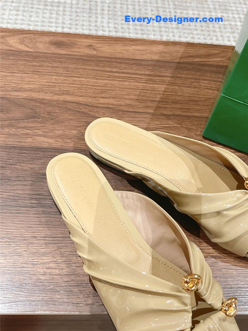 b0tt*ga Ven*ta bunnie mules