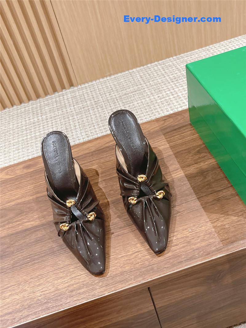 b0tt*ga Ven*ta bunnie mules