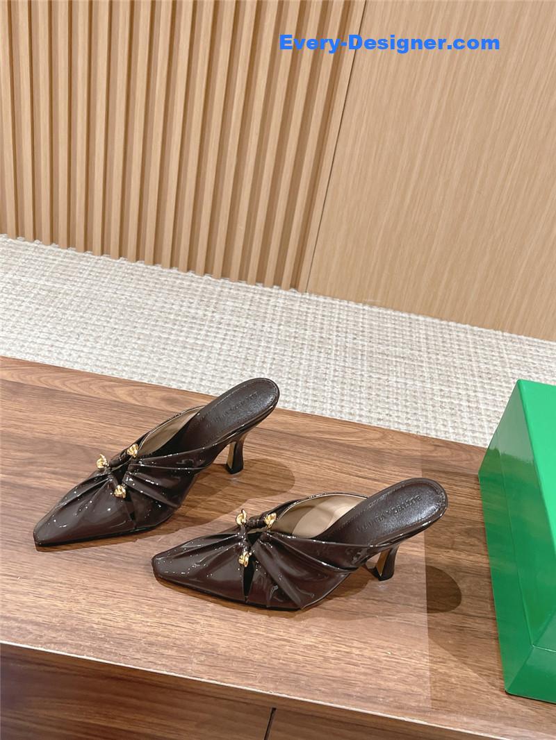 b0tt*ga Ven*ta bunnie mules