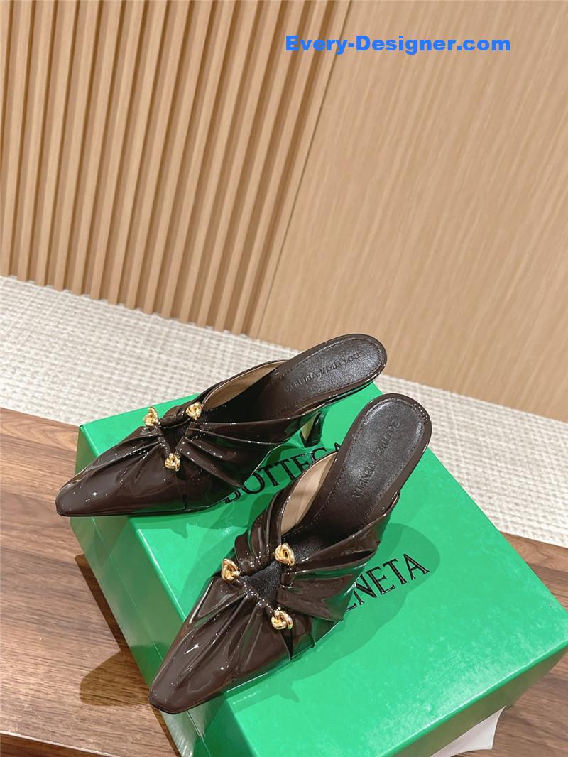 b0tt*ga Ven*ta bunnie mules