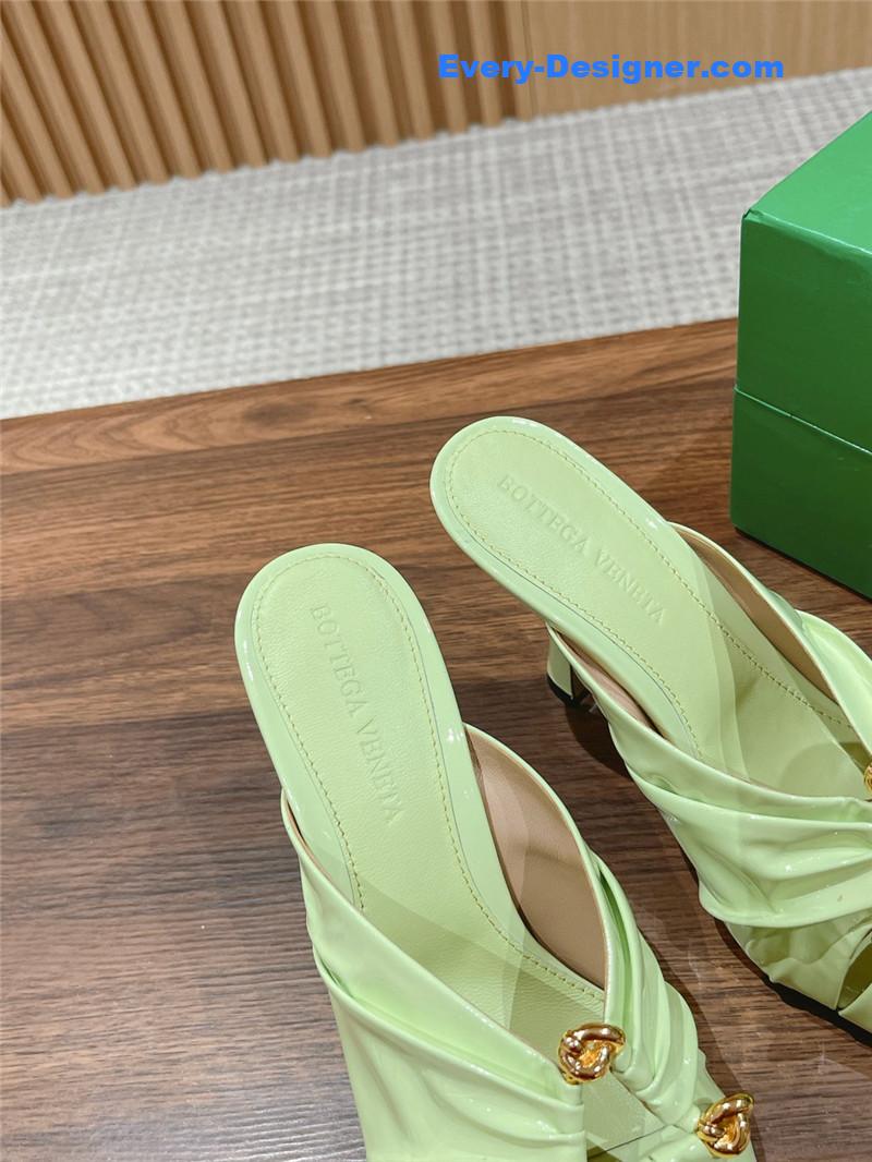 b0tt*ga Ven*ta bunnie mules