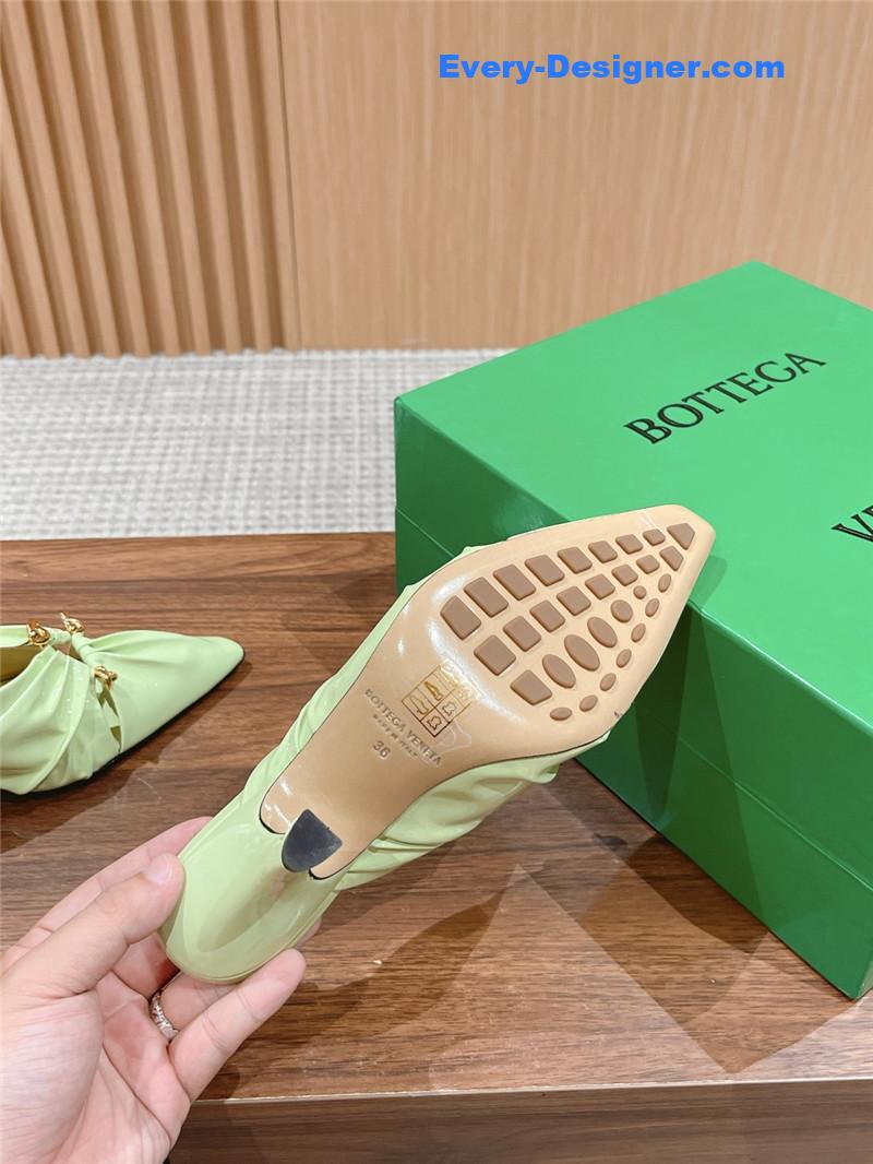 b0tt*ga Ven*ta bunnie mules