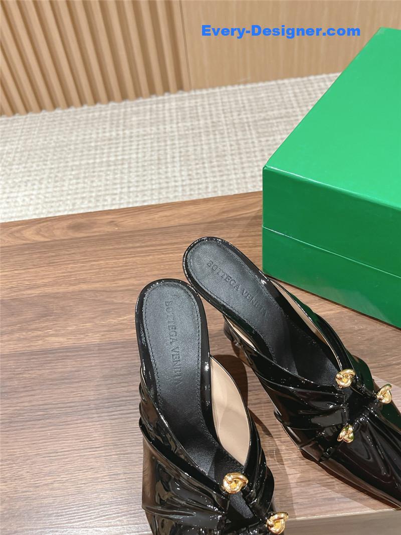 b0tt*ga Ven*ta bunnie mules