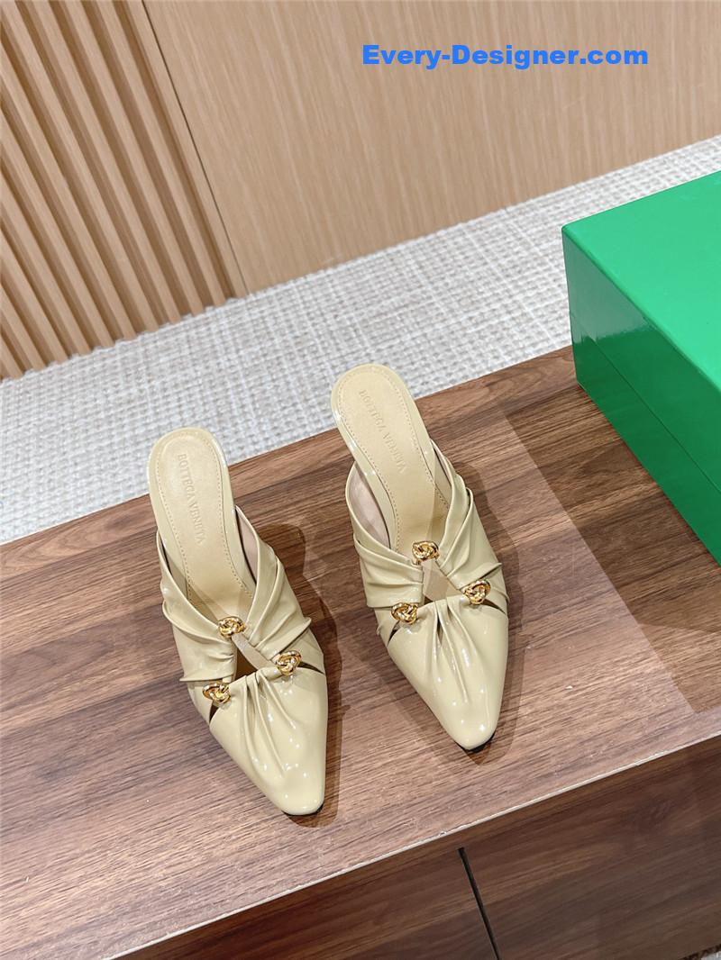 b0tt*ga Ven*ta bunnie mules