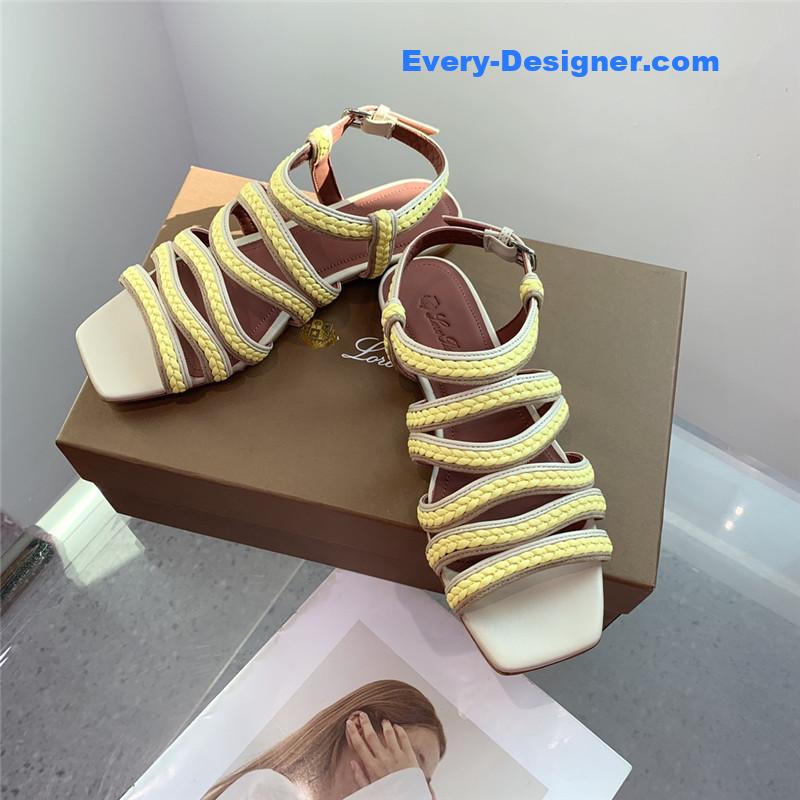 L0r0 P1ana flat sandals