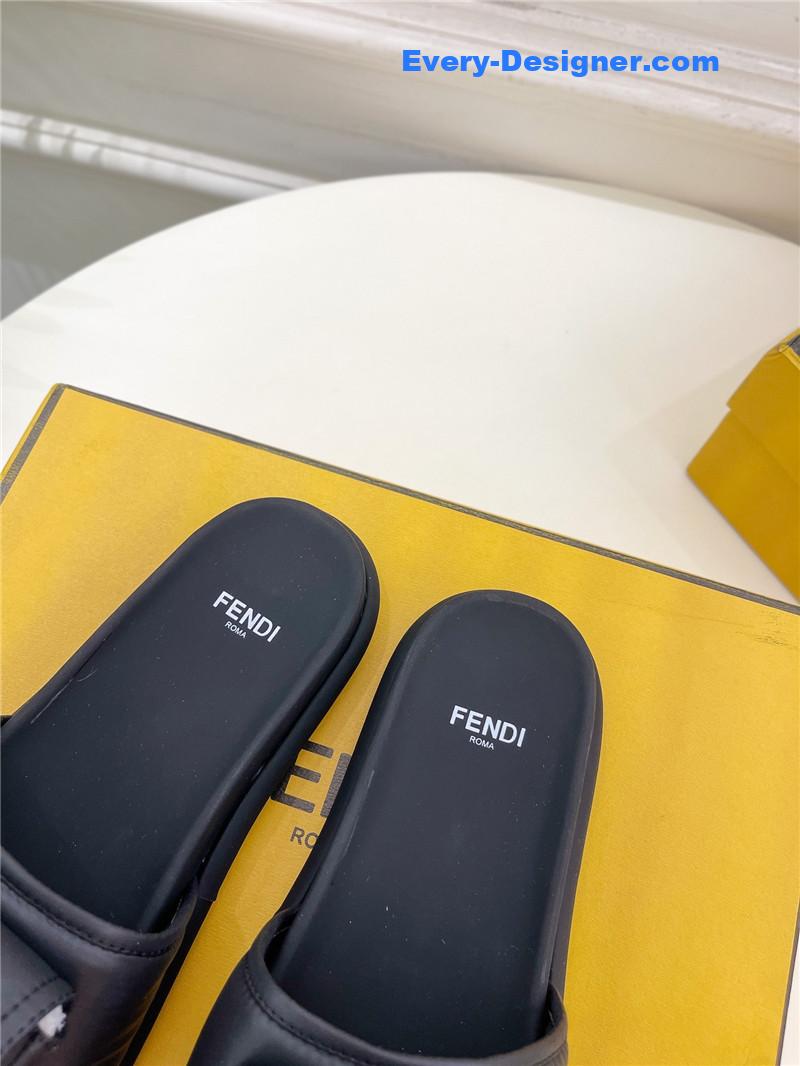 F**di pocket casual slippers