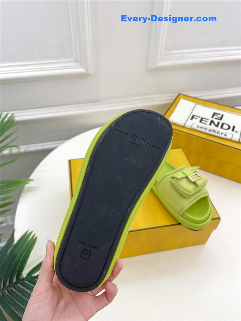 F**di pocket casual slippers