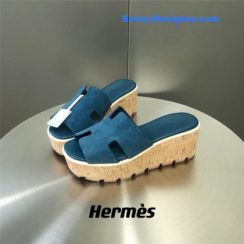 H**me5 platform slippers