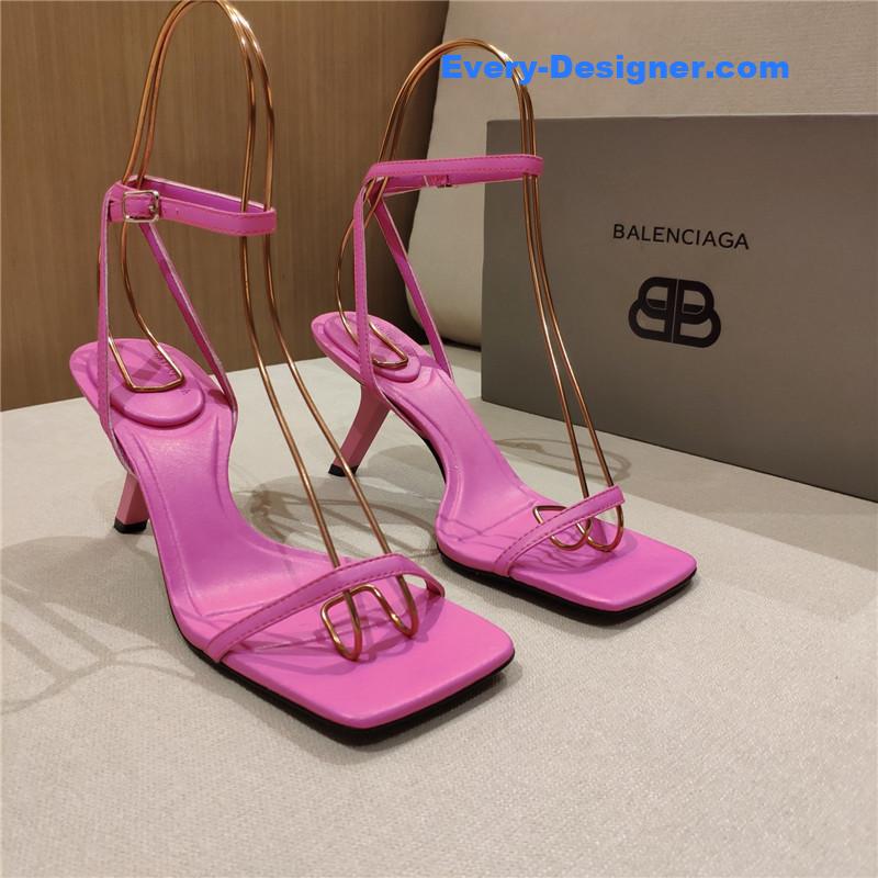 Ba1en*iaga square toe sandals