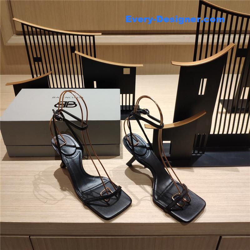 Ba1en*iaga square toe sandals