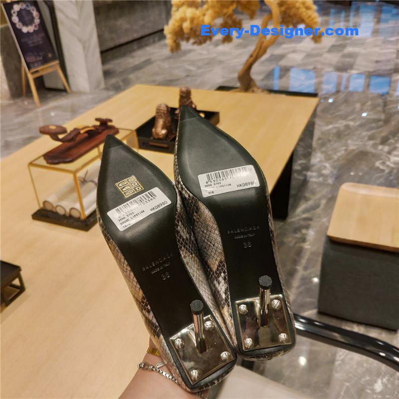 Ba1en*iaga deep toe slippers