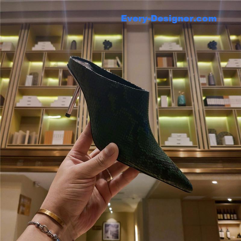 Ba1en*iaga deep toe slippers