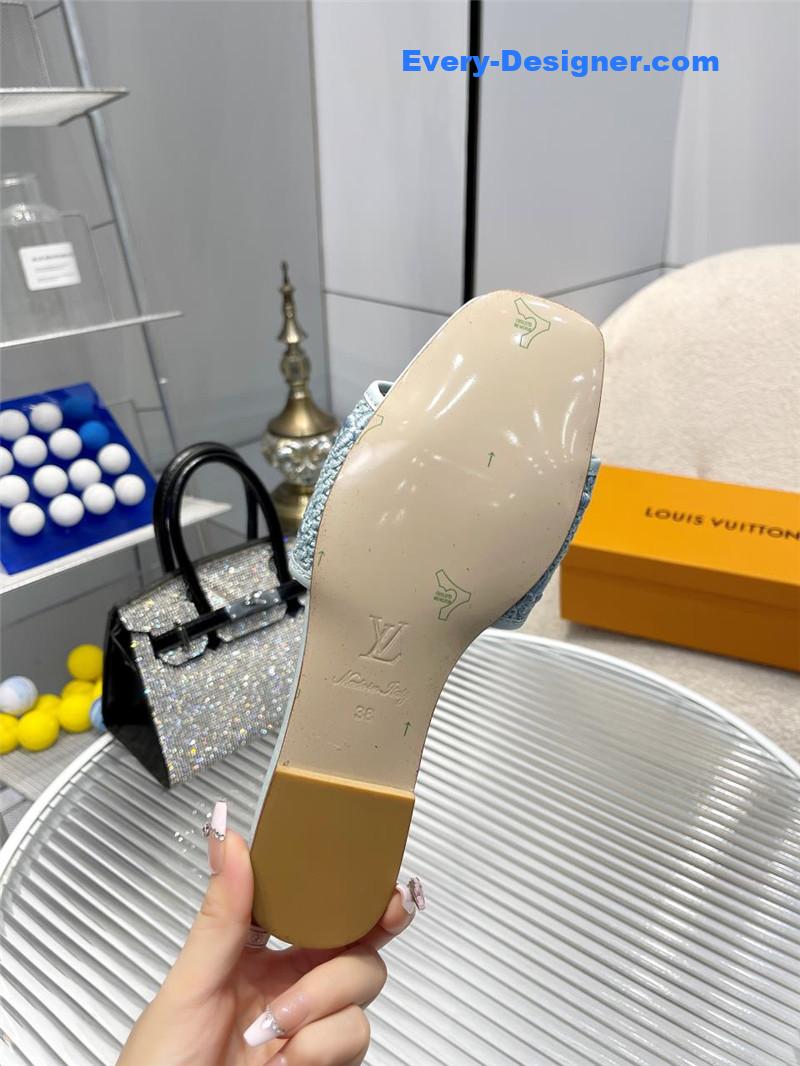 l0vis Vvtt0n lv catwalk flat slippers