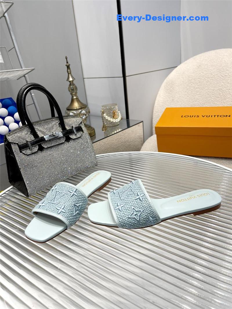 l0vis Vvtt0n lv catwalk flat slippers