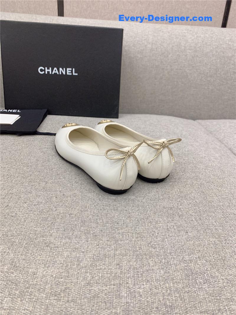 CC vintage flat shoes