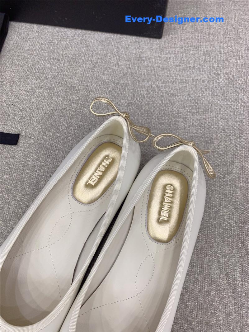 CC vintage flat shoes