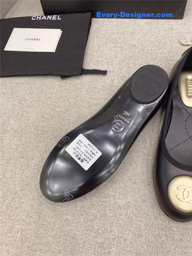 CC vintage flat shoes