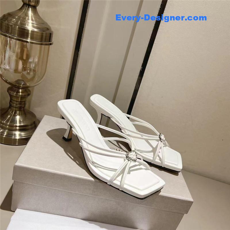 J1m*y Ch00 chic minimalist mules