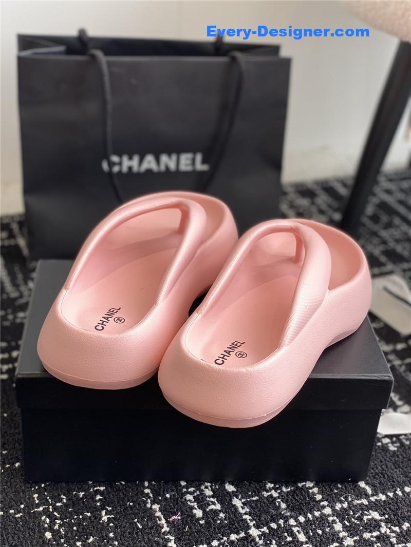 CC explosive style muffin sandals and slippers