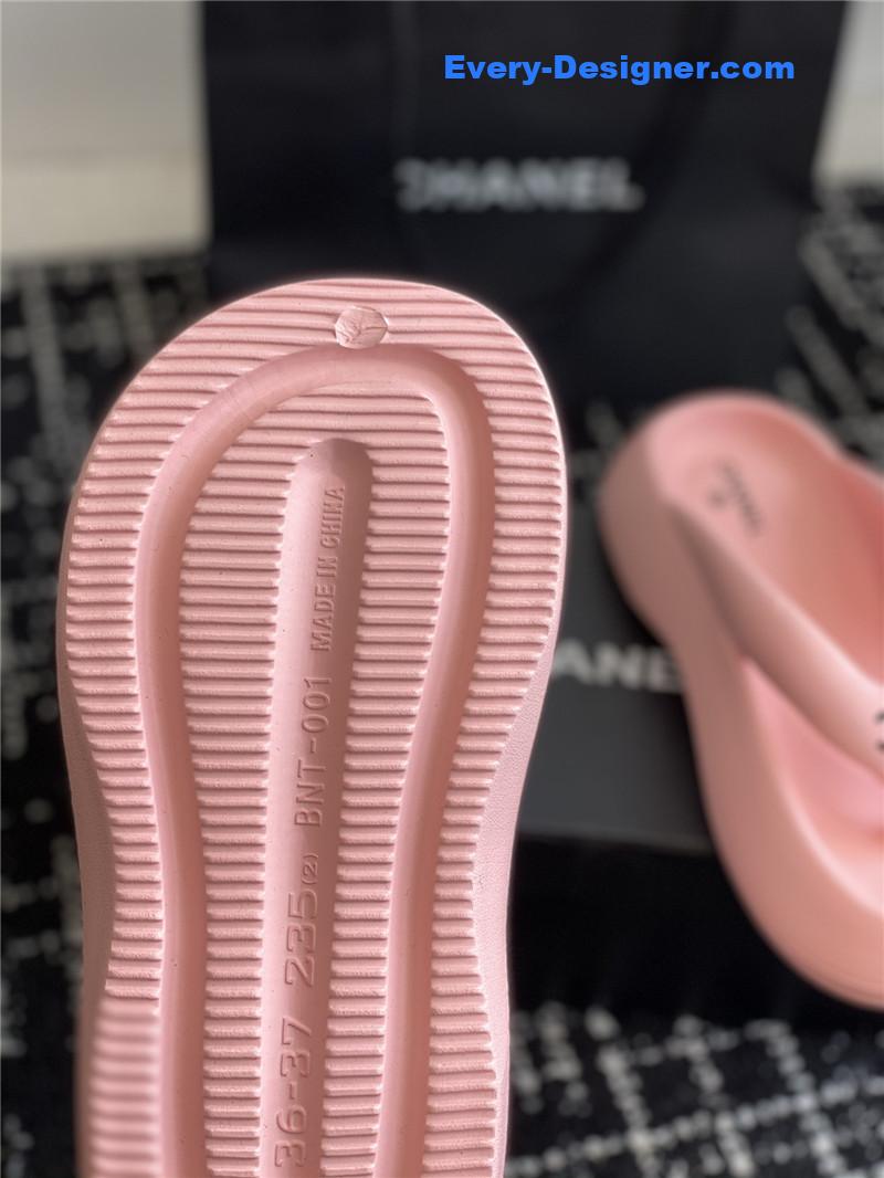 CC explosive style muffin sandals and slippers