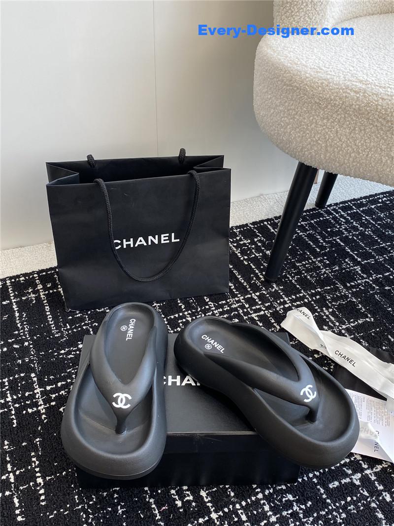 CC explosive style muffin sandals and slippers