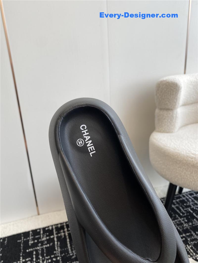 CC explosive style muffin sandals and slippers