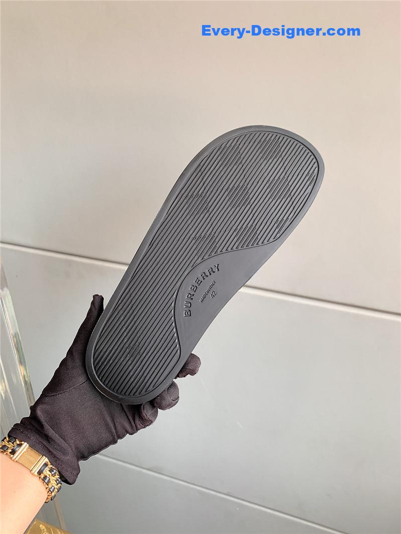 Bv*b*rry classic plaid slides