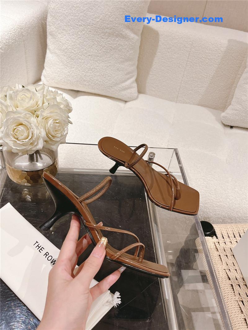 Fake platform casual sandals