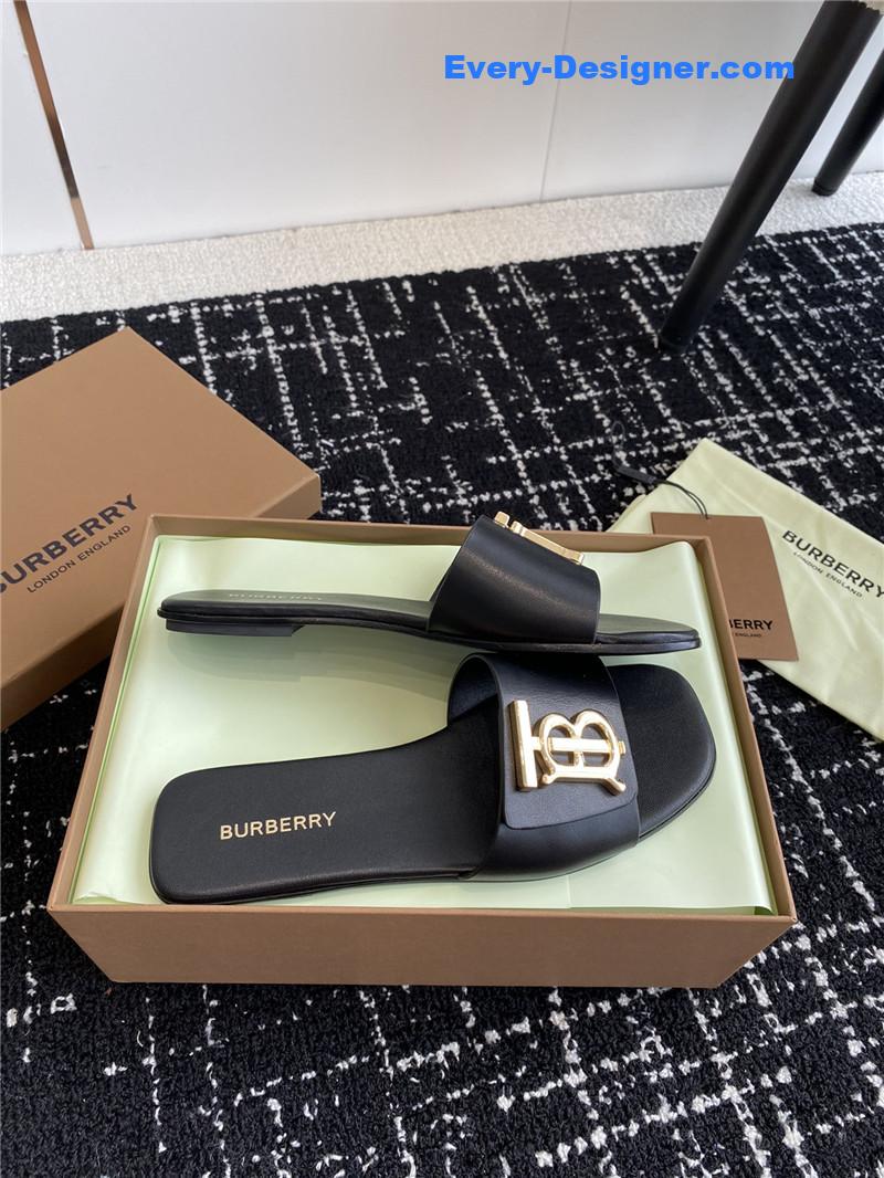 Bv*b*rry new slippers