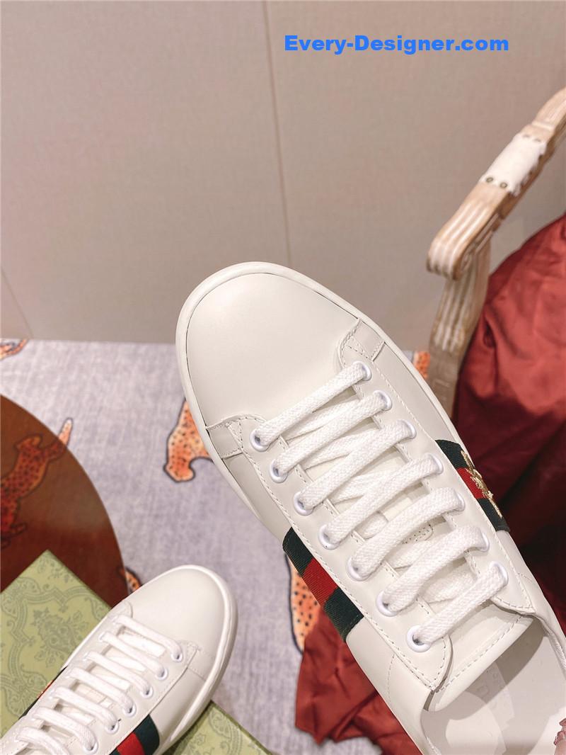 Gvc*1 classic sports lace-up white shoes