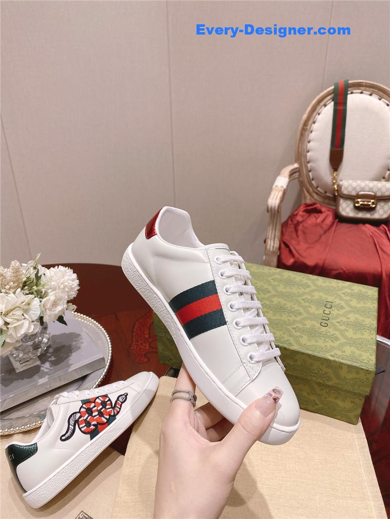 Gvc*1 classic sports lace-up white shoes