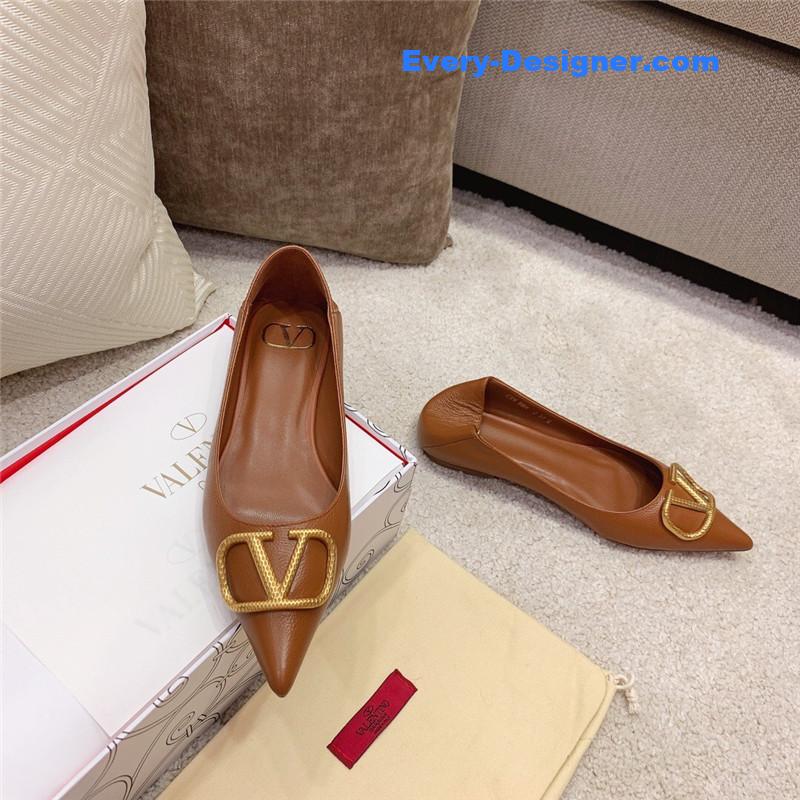 Va1e*ntin0 v logo slip-ons