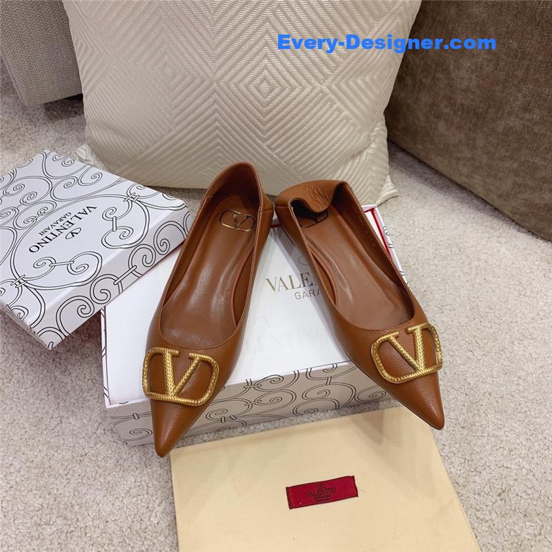 Va1e*ntin0 v logo slip-ons